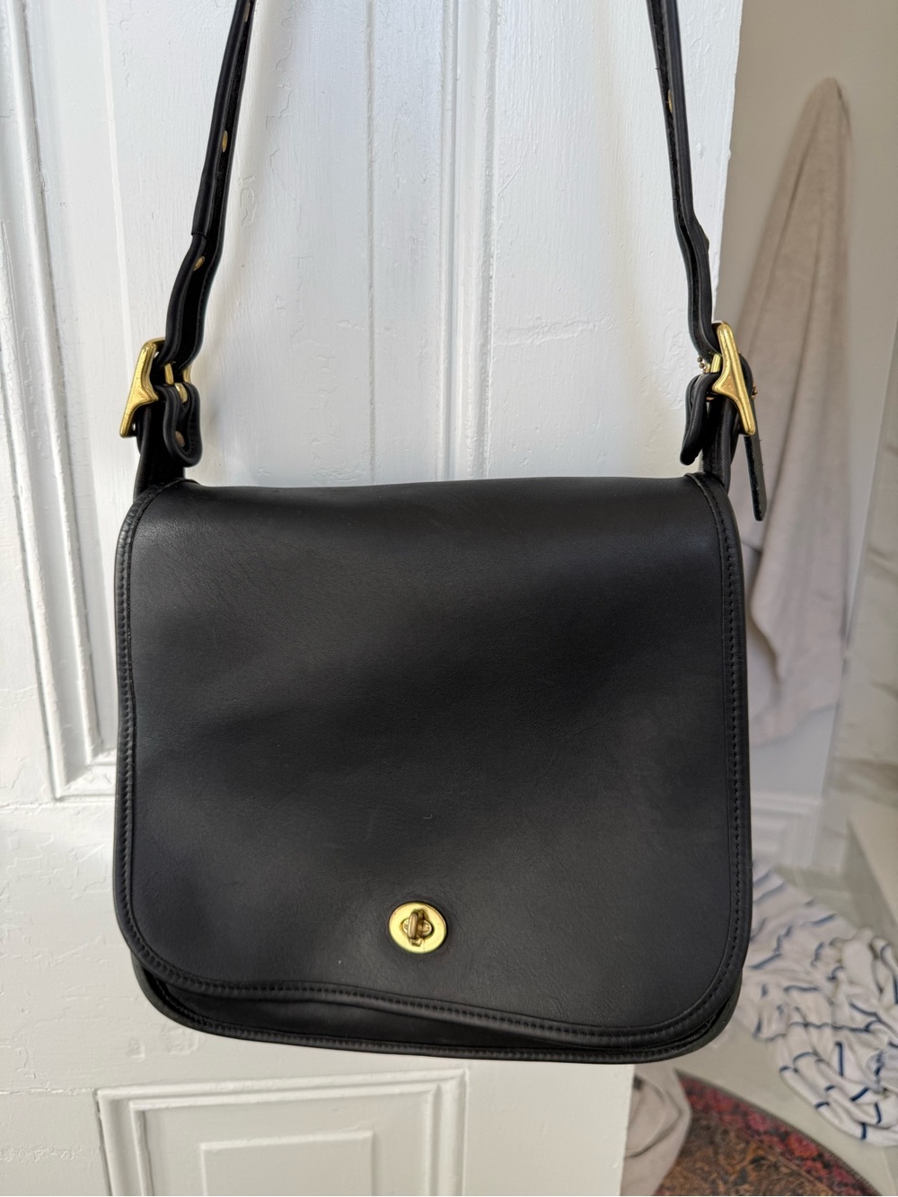 Coach Black Leather Crossbody Bag with Gold Hardware - Picture 1 of 16